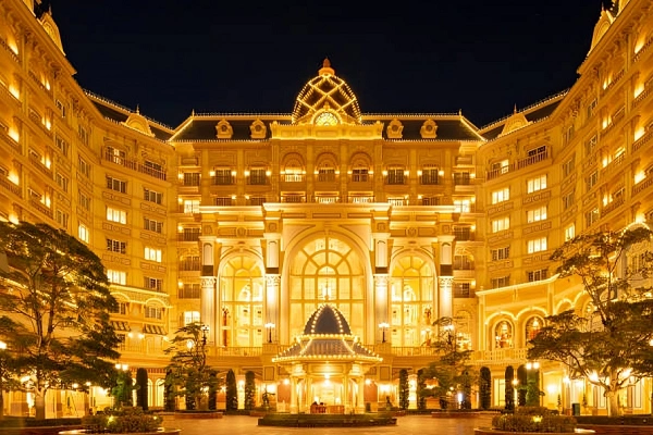 Best Hotels Within Walking Distance to Disneyland (2026 Expert Guide)